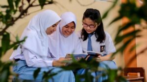 Contoh Situasi Penerapan Sila Kemanusiaan Adil dan Beradab di Indonesia