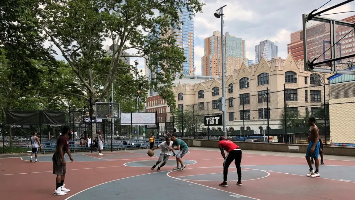 Jelaskan maksud dribbling