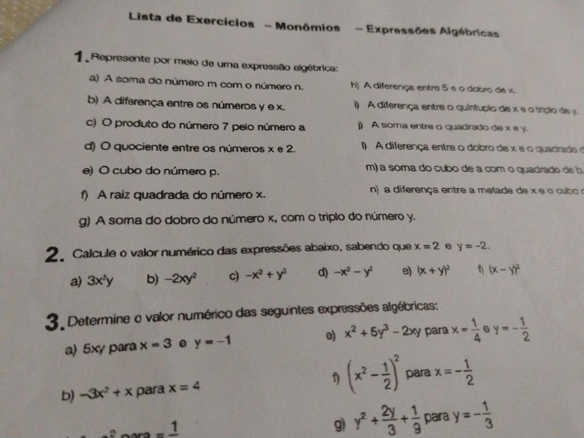 Sederhanakan (2xy²/3x²y)³ : (4xy/3x²y³)²