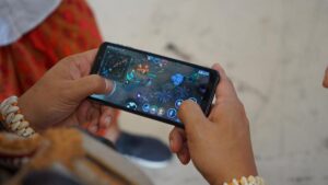 Cara Menanggulangi Kecanduan Game Online di Internet