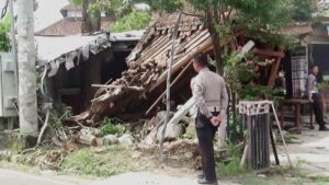 Jumlah 78 orang dan 19 orang