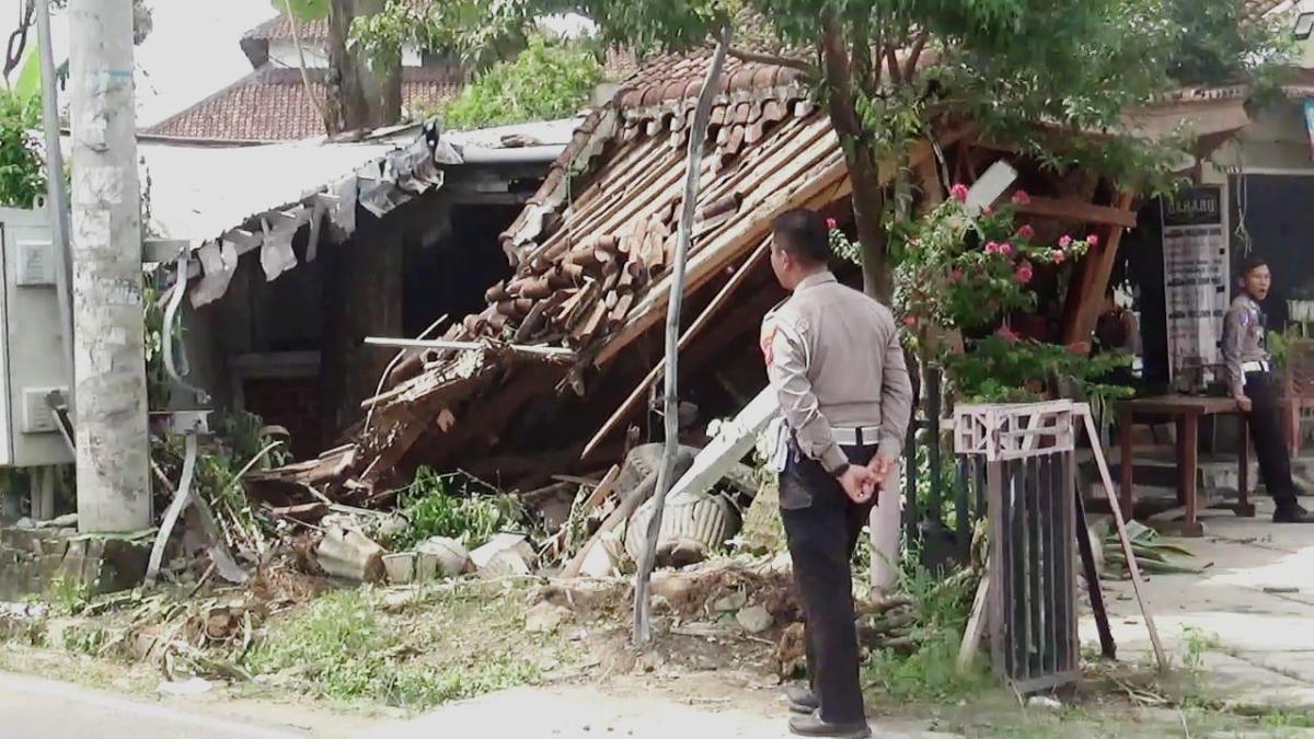 Jumlah 78 orang dan 19 orang