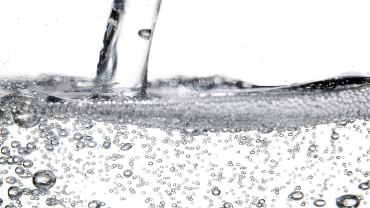 Hubungan Tekanan Zat Cair dengan Luas Penampang