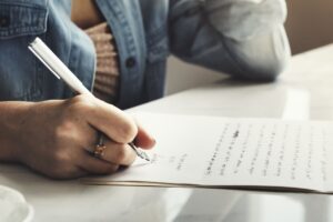 Lama Kertas Habis Saat Ali dan Ahmad Bekerja Bersama