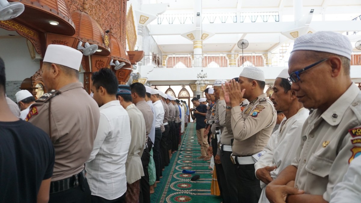 Sholat Sah Meski Hanya Sebut Bismillah Tanpa Al‑Fatihah