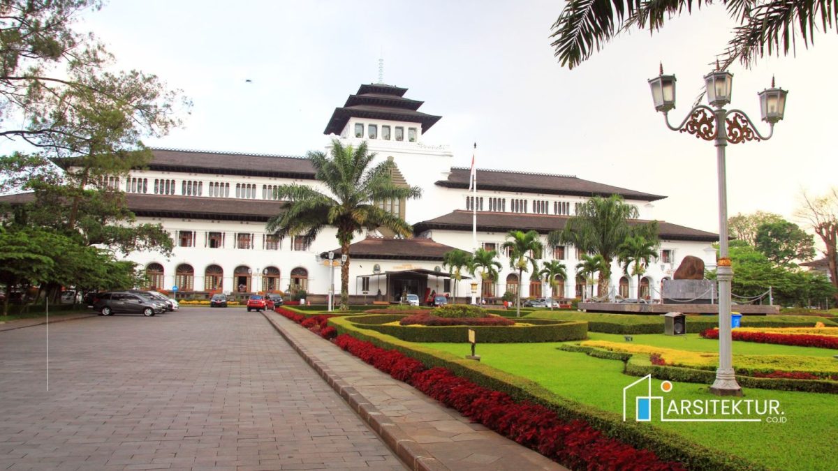 Pengertian Bangunan Bersejarah