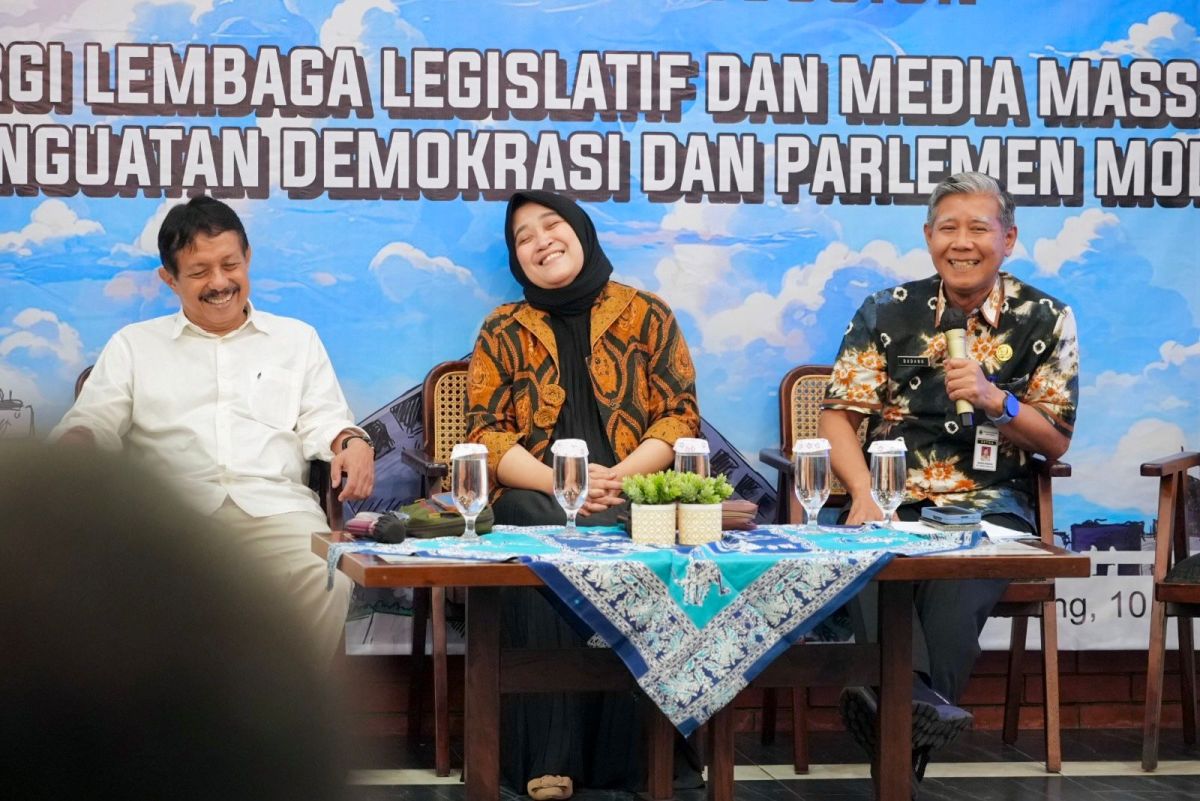 Unsur Demokrasi: 5 Bagian Pemerintah