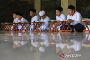 Cara Menjawab Tuduhan Kasar pada Anak Pesantren