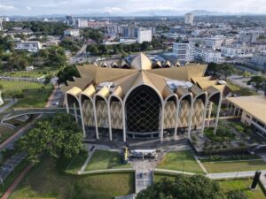 Latar Belakang Bangunan Binaan Museum Sarawak