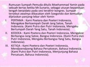 Penulisan Rumusan Sumpah Pemuda pada Kertas oleh M. Sunario