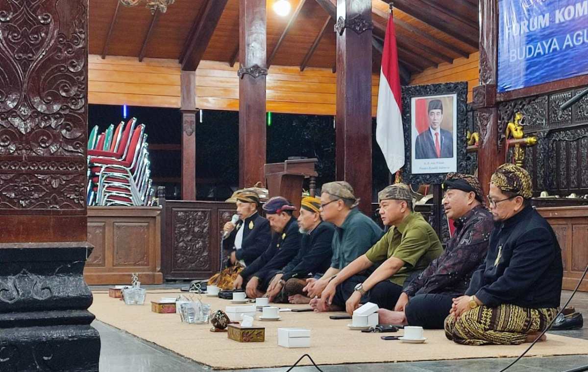 Istilah perasaan kuat individu terhadap kelompok dan budayanya