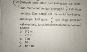 Tinggi dan lintasan bola pada pantulan ketiga setelah jatuh 3 m