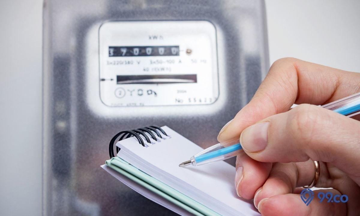 Hitung tagihan listrik setrika 500 W pakai 10 jam per bulan