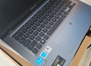 Harga laptop sebelum PPN 10 % dari Rp 5.830.000