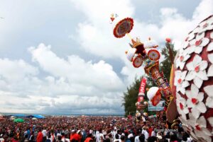 5 Contoh Adat Istiadat di Indonesia