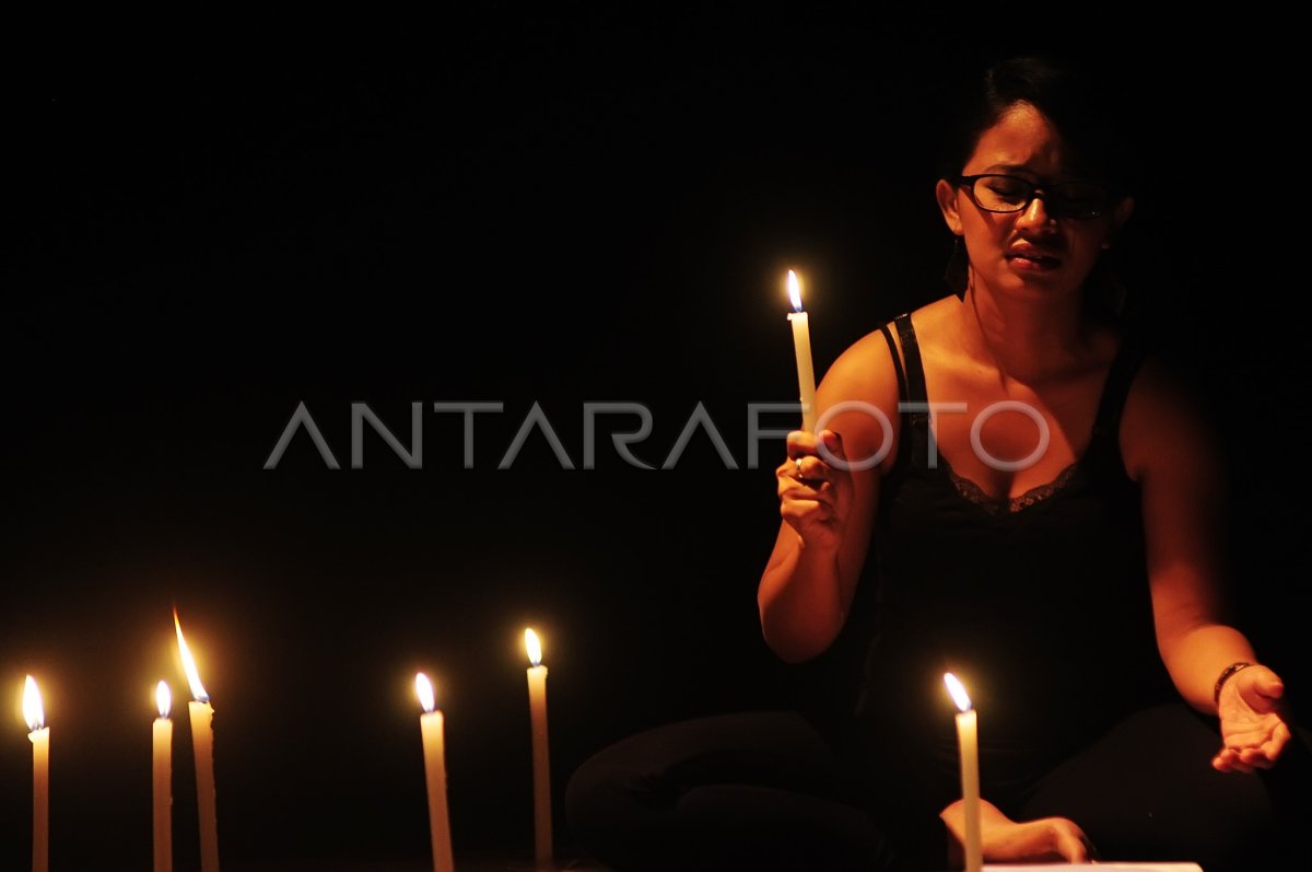 Cara Meningkatkan Keterlibatan Emosional Penonton dalam Pembacaan Puisi