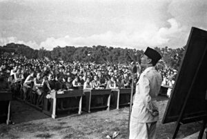 Teks Presiden Soekarno di Gedung Sriwedari 1955
